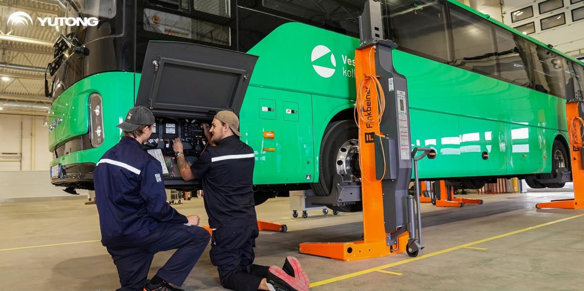 Yutong uvedl kloubový elektrobus U18 pro Evropu