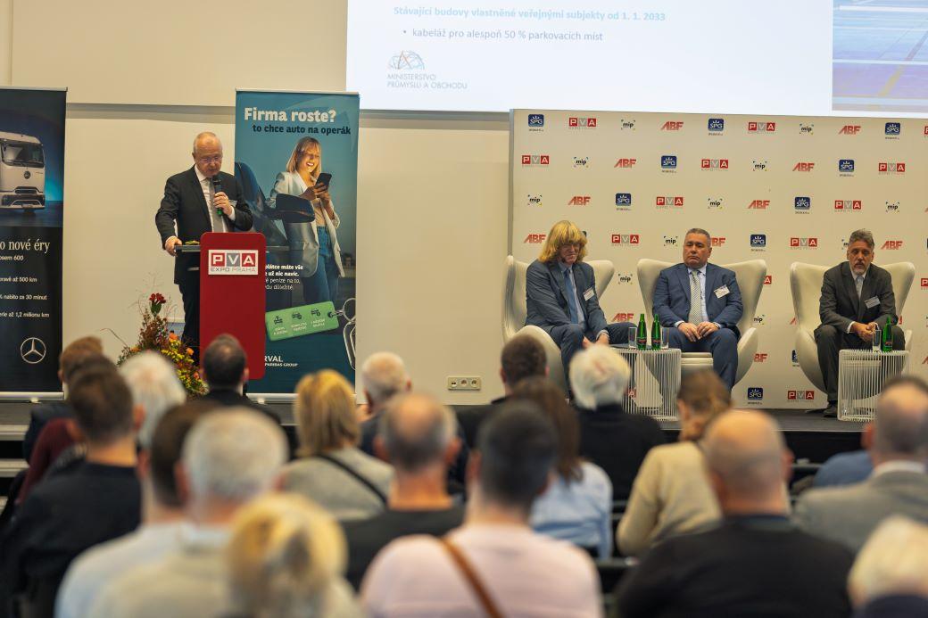 Konference elektrická doprava na e-SALONu